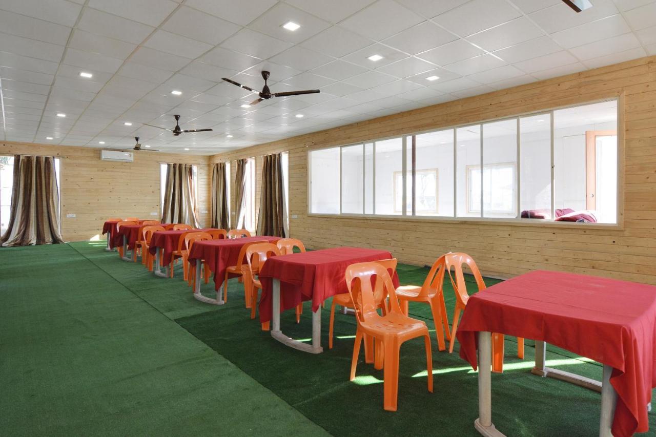 Oyo Midway Park Resort Atgaon Εξωτερικό φωτογραφία